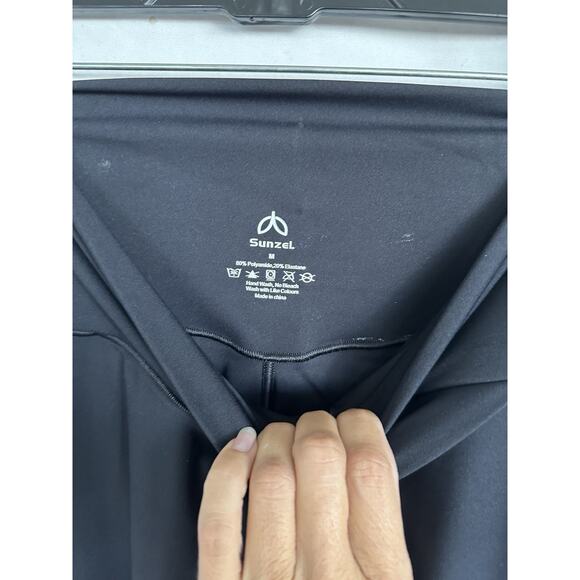 Sunzel Flare Leggings, Crossover Yoga Pants with Tummy Control Size M - Picture 3 of 5